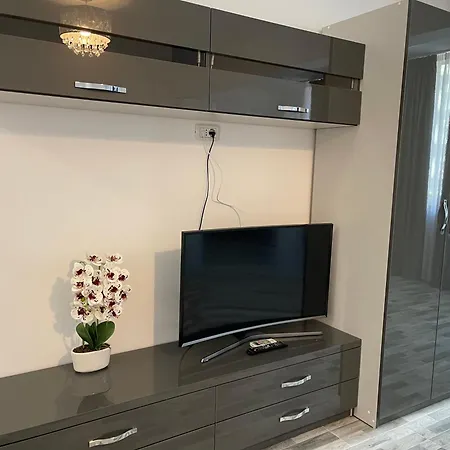 アパート Daw Studio2 *